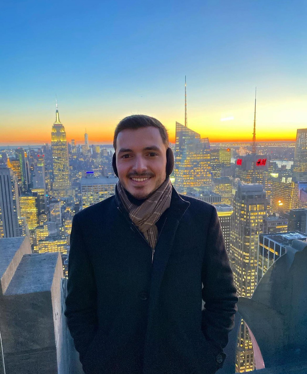 Фото менеджера